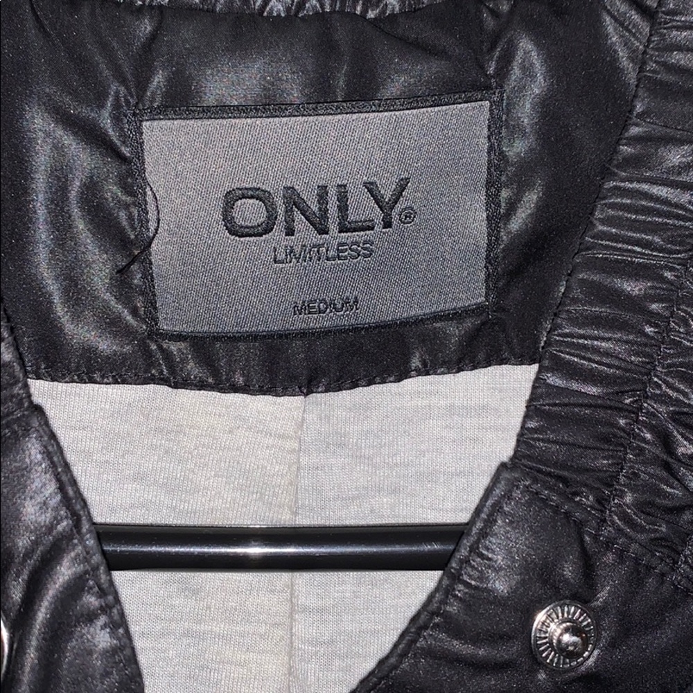 Polyester Only jacket - Picture 2 of 5